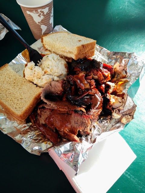 Everett & Jones Barbecue