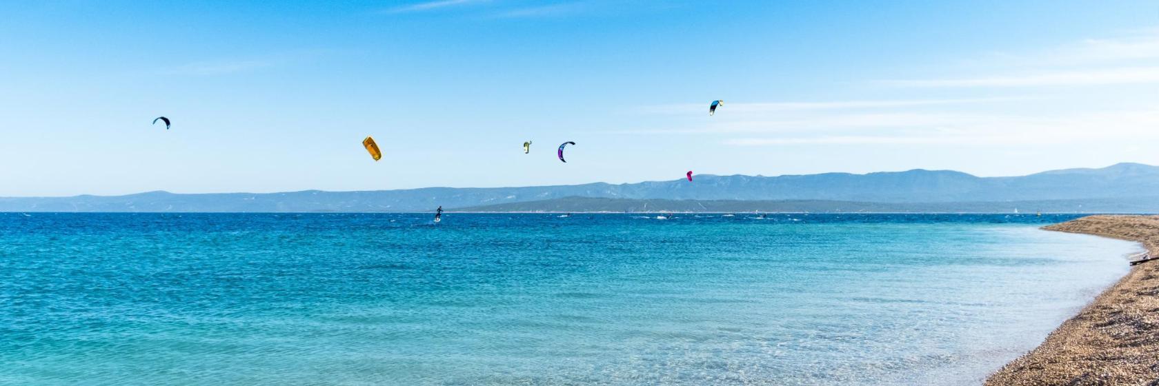 Kitesurfing School Bol