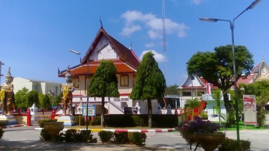 Wat Chanathip Charoem
