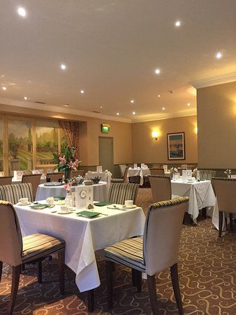 Hermitage Restaurant @ The Brookfield Hotel