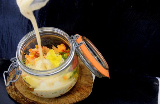 Le "M" Des Avenieres