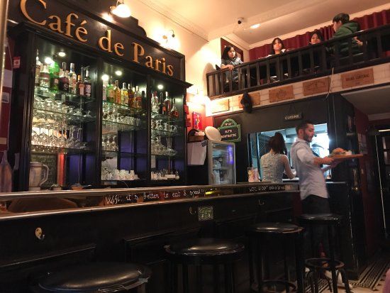Cafe de Paris