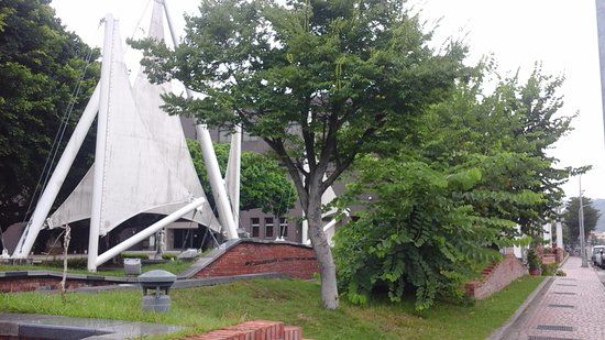 Taichung Municipal Huludun Cultural Center