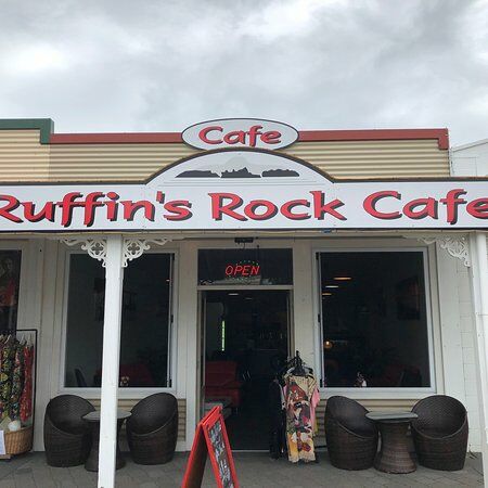 Laan Ya Mo Thai Restaurant