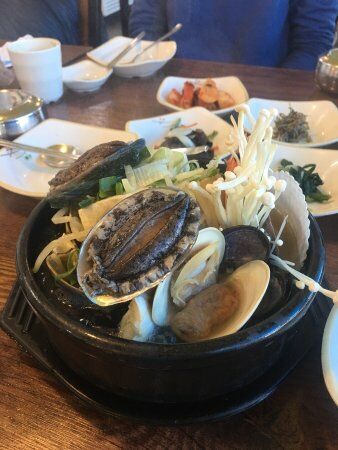 Abalone Seafood Stew in Hot Pot