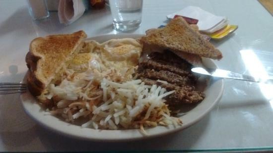 Big Dawgs Chuckwagon Cafe